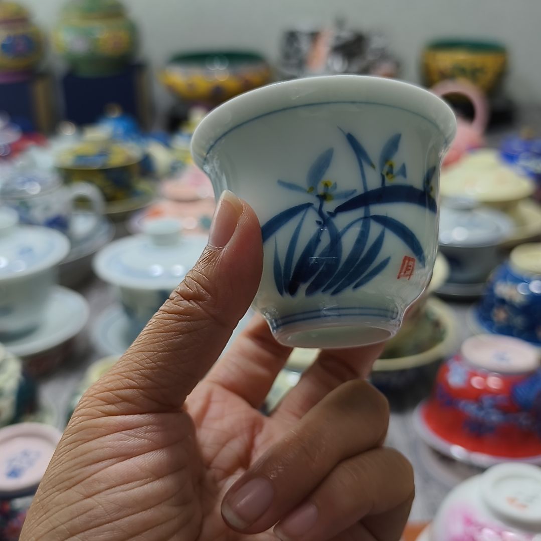 瓷摆件哈哈哈哈哈胡uu就