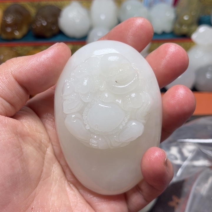 石材天然方解石手把件不退换