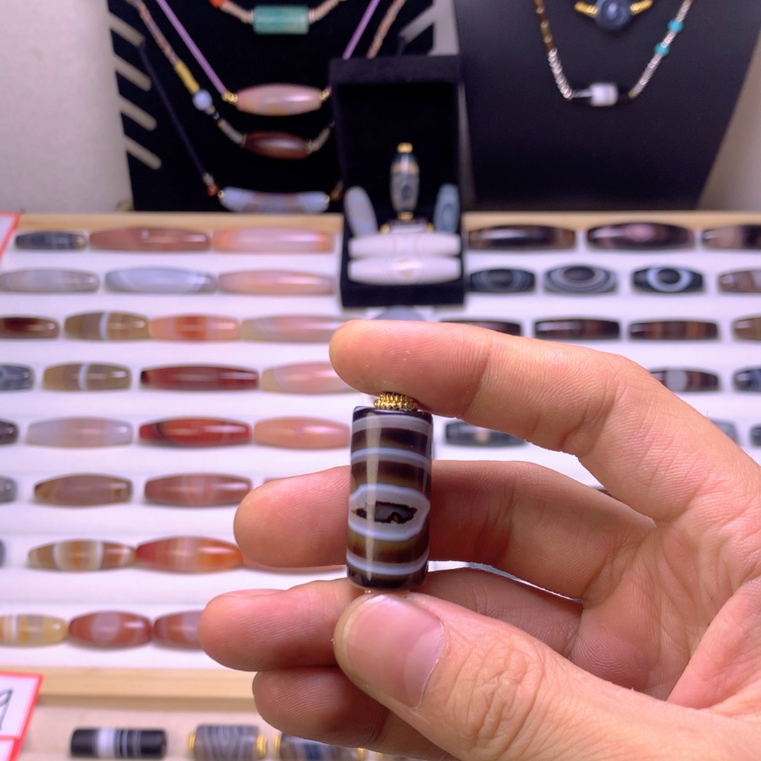 三***猫玛瑙/玉髓未镶嵌颈饰