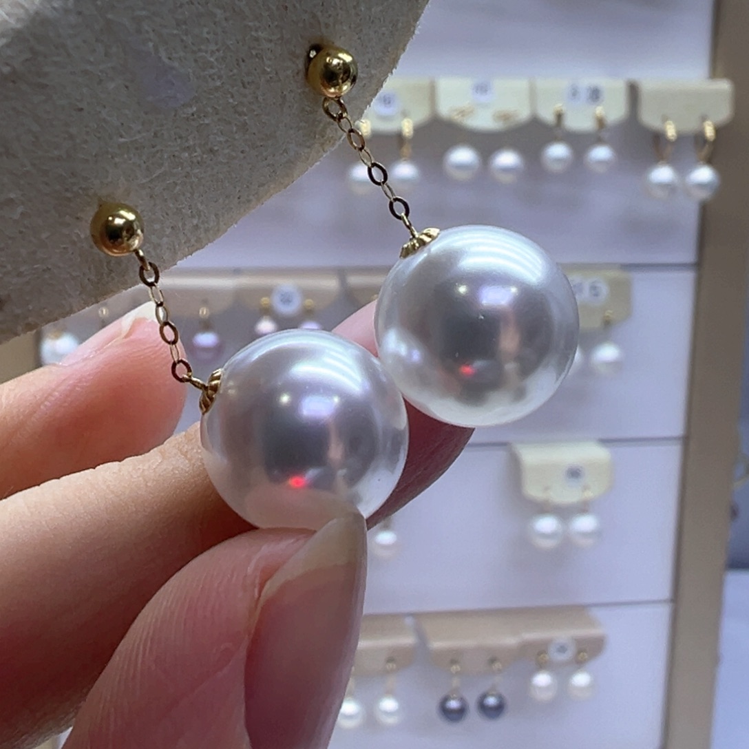 18K金镶嵌淡水珍珠耳饰