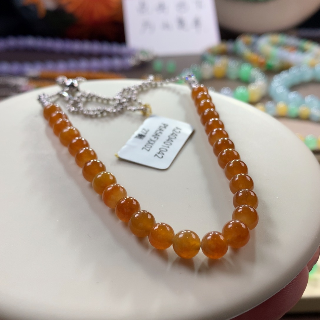 翡翠颈饰未镶嵌翡翠冰黄翡卡6+