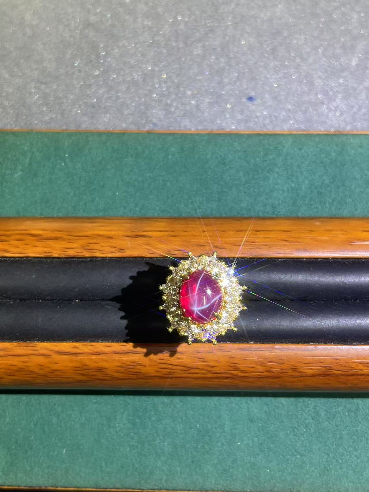 a4195黄托红镶戒指多样性发货