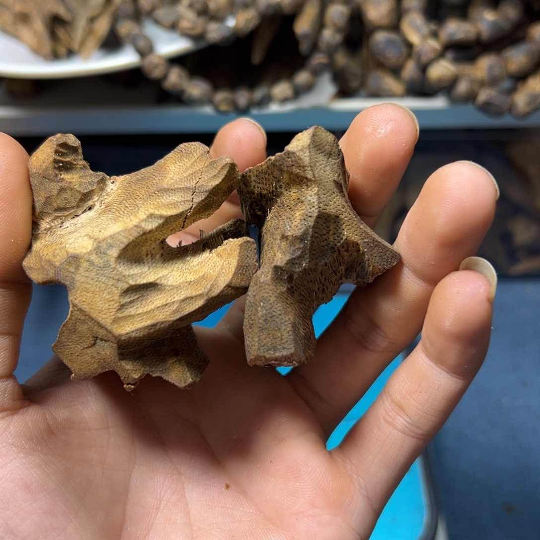 沉香沉香碎屑陆河料28克