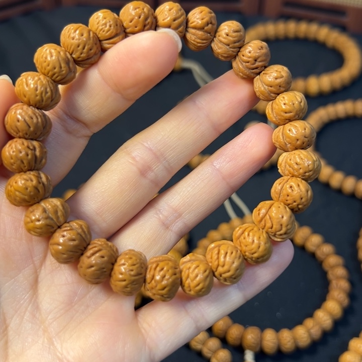 顺***e吊坠桃核13131313