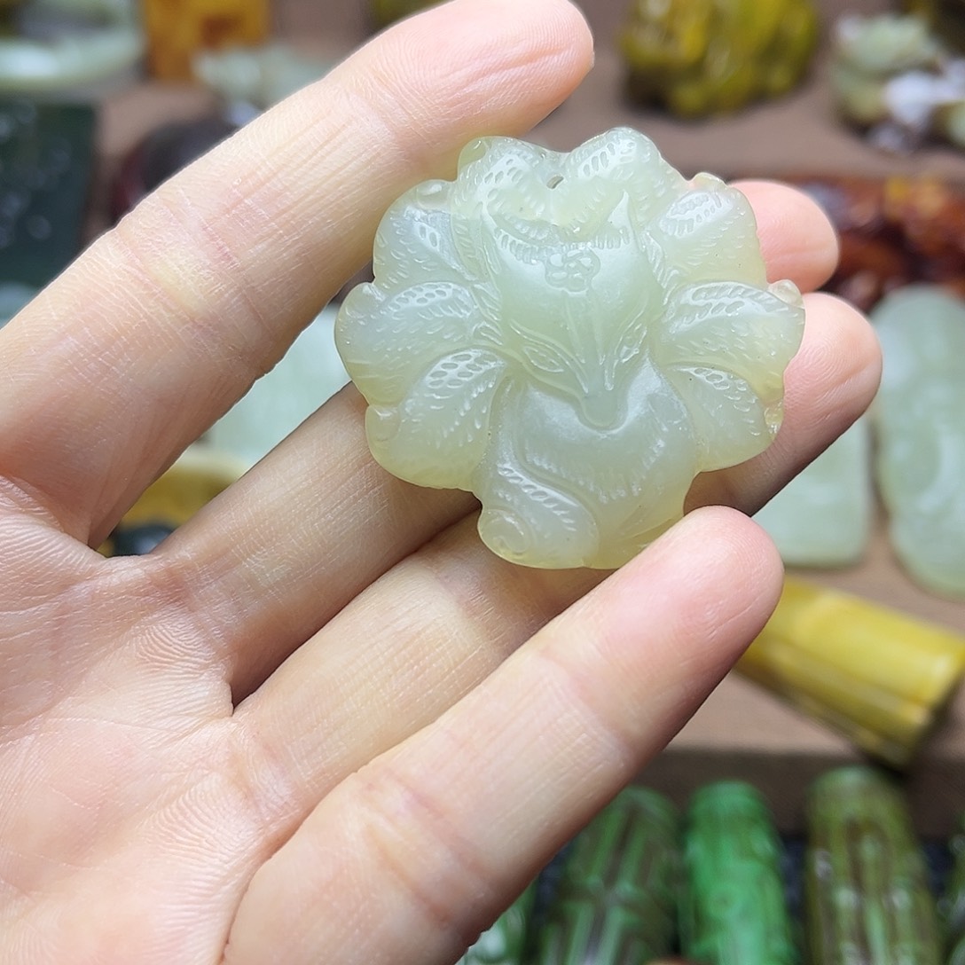 白玉菩提吊坠5。。