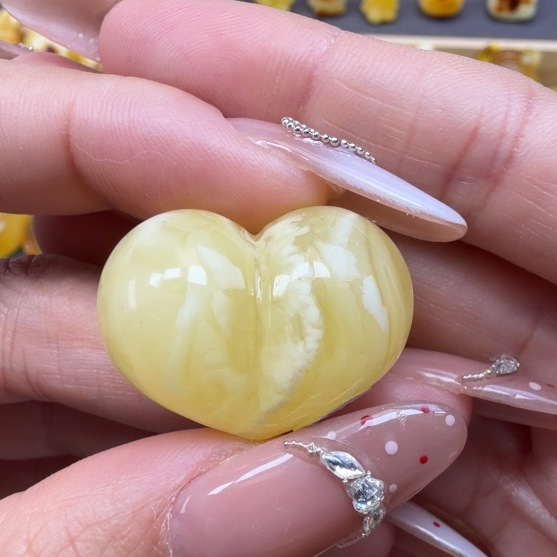 琥珀未镶嵌裸石蜜蜡