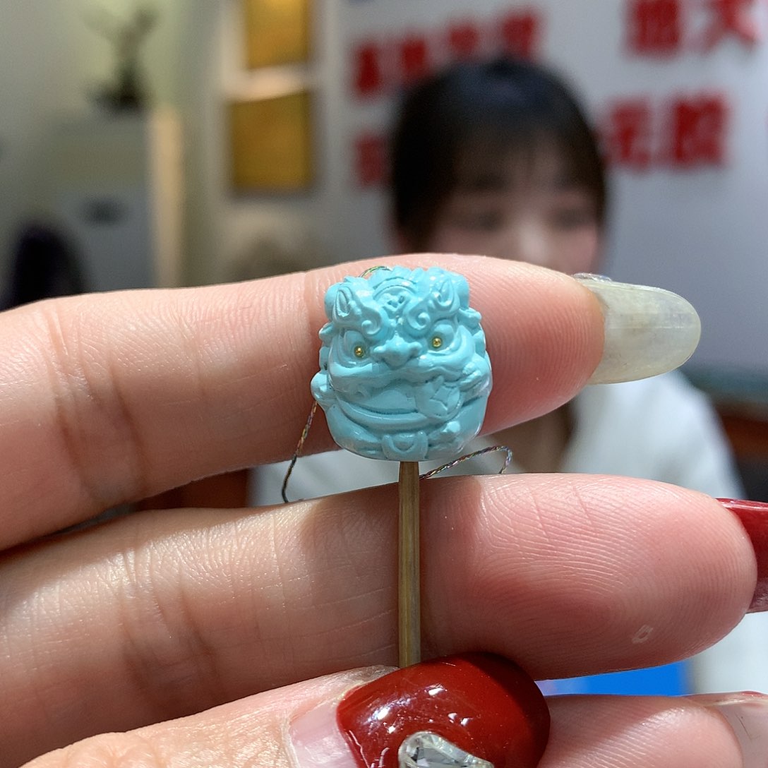 绿松石配饰未镶嵌