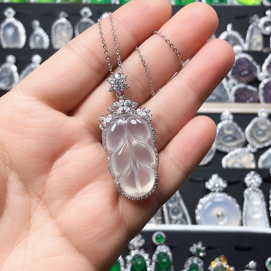 玛瑙/玉髓颈饰合金