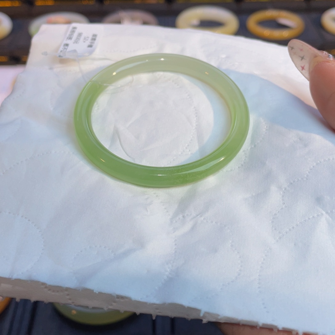 和田玉手镯未镶嵌叶*