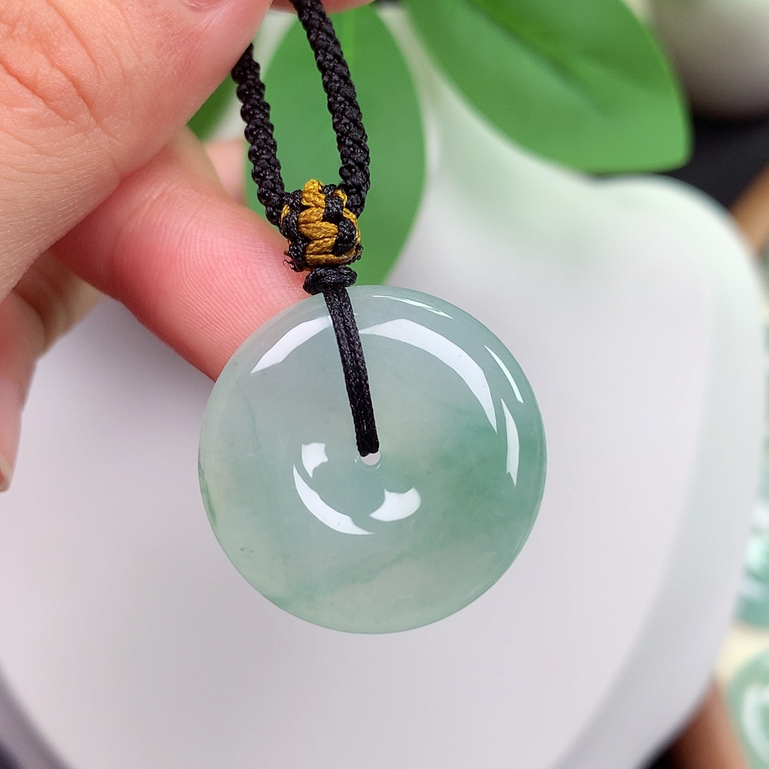 颈饰未镶嵌翡翠平安扣 25.5x6.2mm