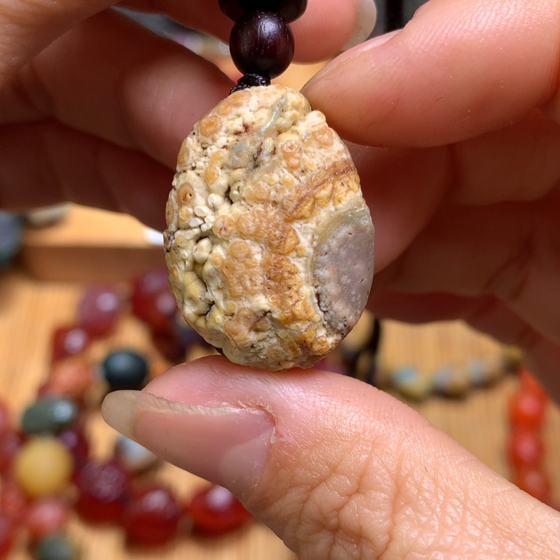 未镶嵌玛瑙/玉髓珠宝半成品