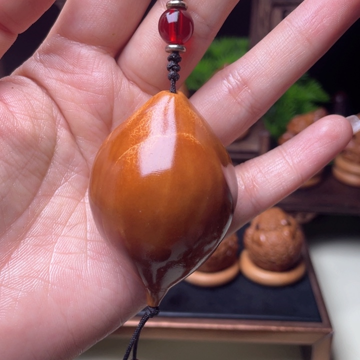 吊坠橄榄核三面单籽3.5