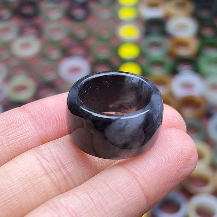 和田玉戒指未镶嵌17.4 青花半山 无鉴赏