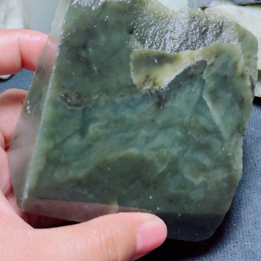 和田玉未镶嵌珠宝奇石