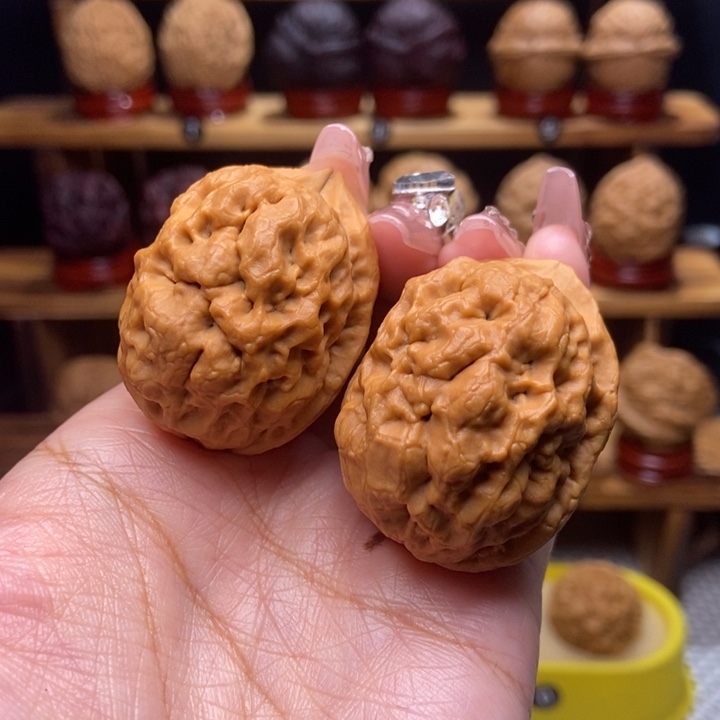 文玩核桃吊坠凤眼14