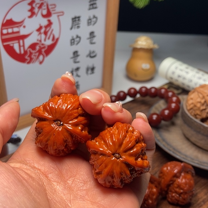 大***龙文玩核桃吊坠磨盘磨盘磨盘磨盘