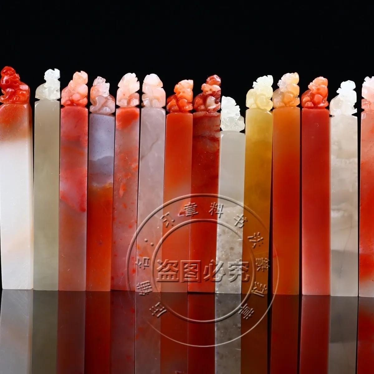 精品水冻石老挝石篆刻印章石料真品章小楷藏书扇形书法钮头古兽