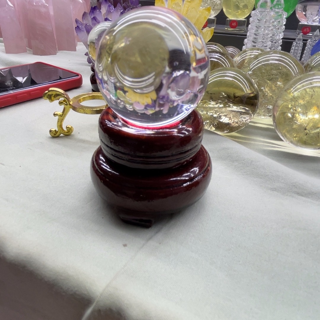 白水晶球桌面摆件