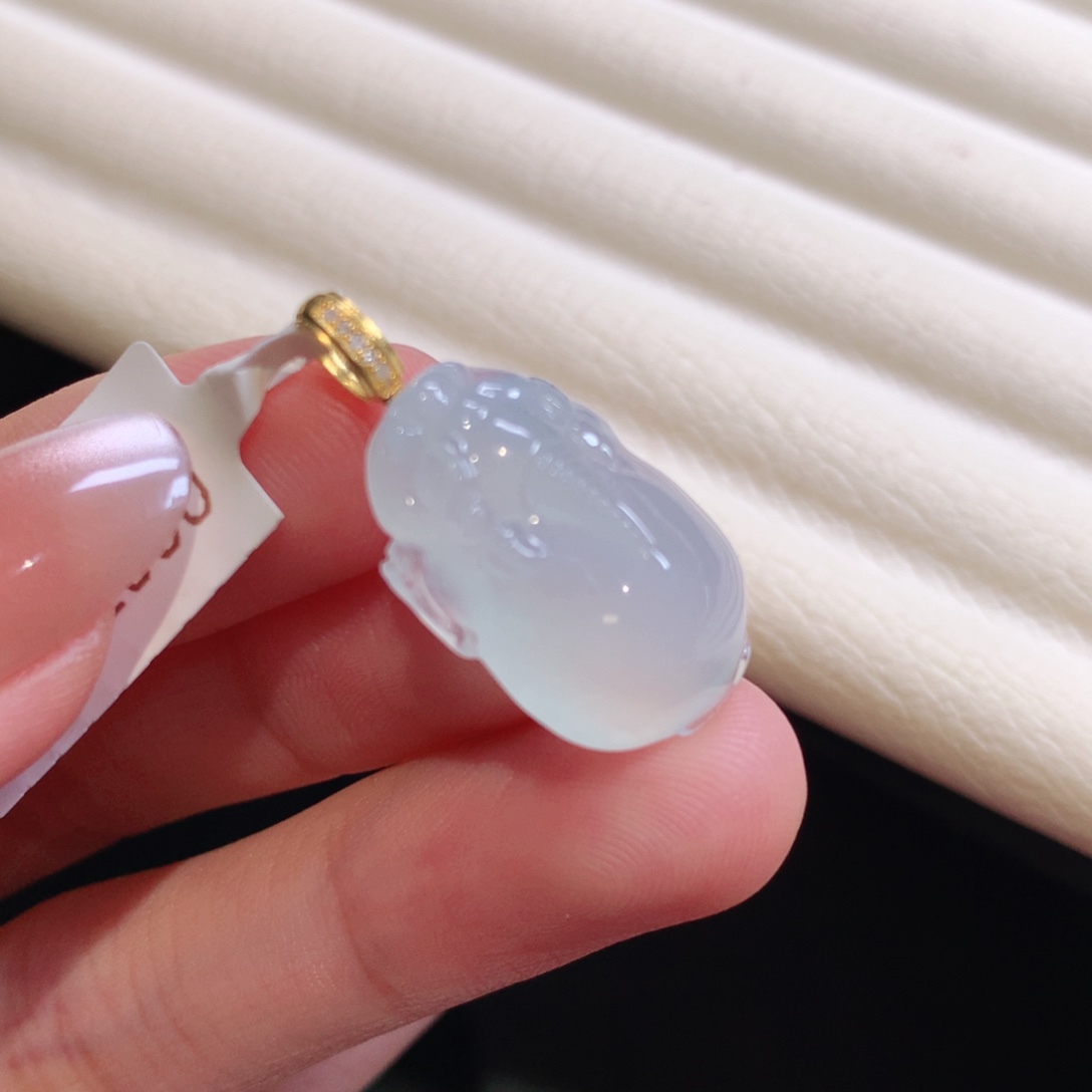 翡翠颈饰18K金镶嵌金蟾