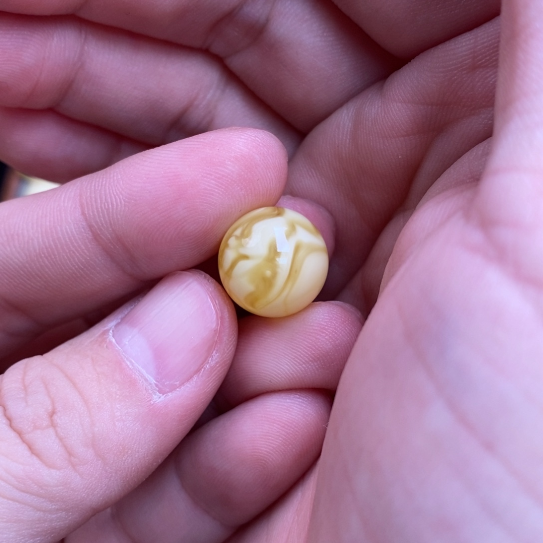 寧***寧蜜蜡未镶嵌裸石配饰