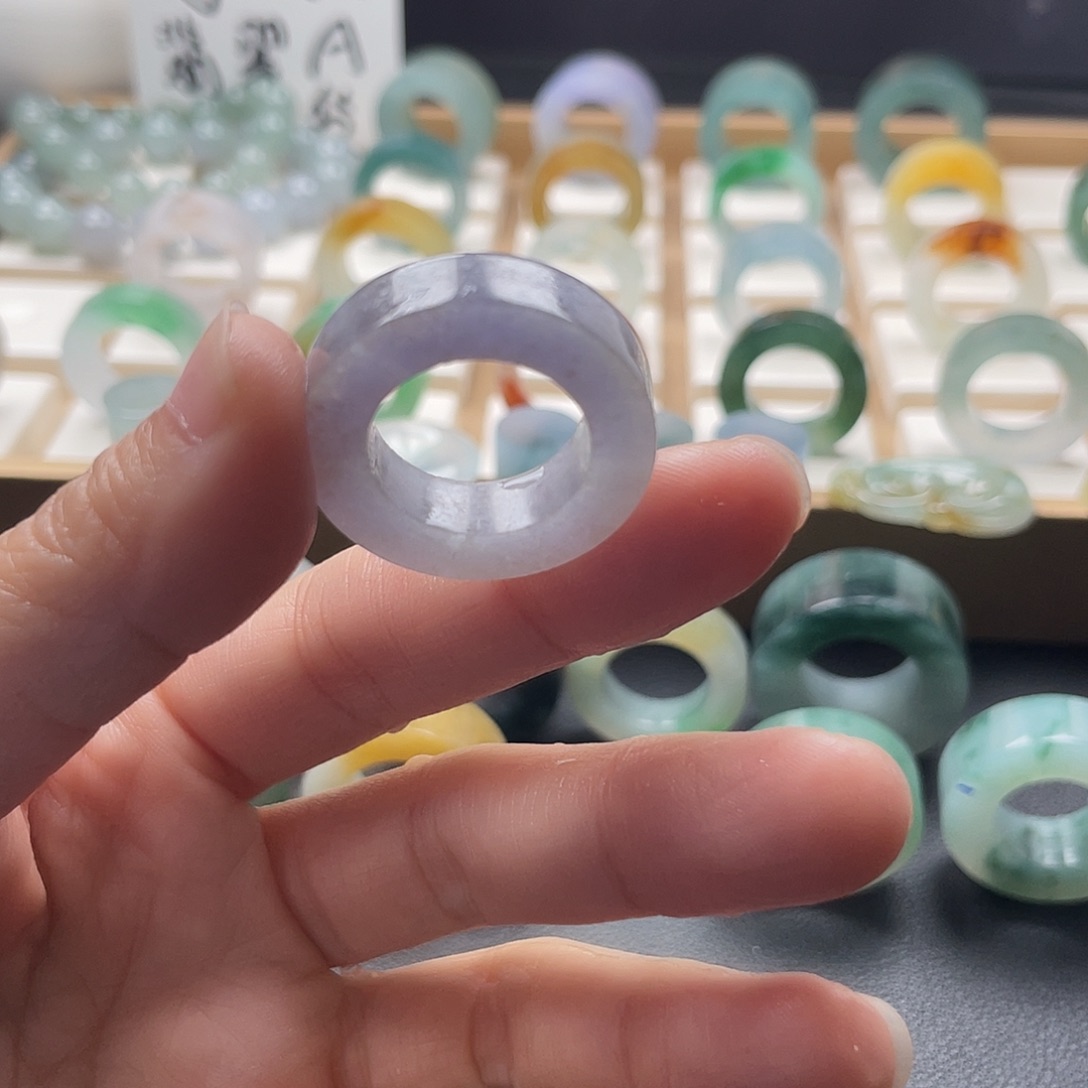 定制翡翠未镶嵌翡翠