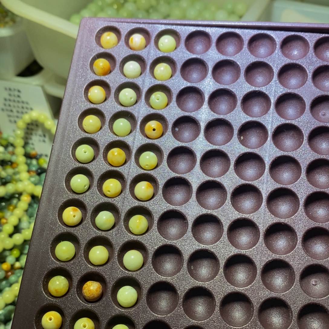 【闪购商品】蛇纹石玉颈饰未镶嵌61