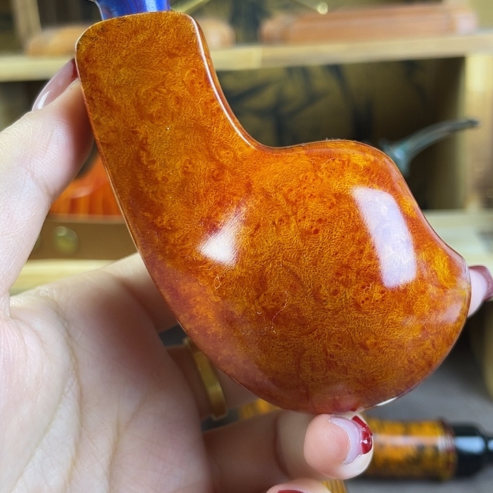 自由式河豚斗。   