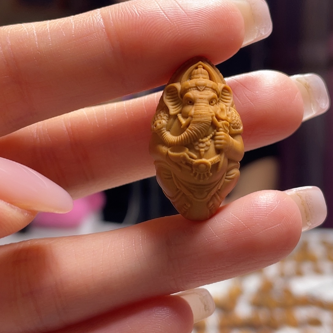 橄榄核吊坠橄榄核