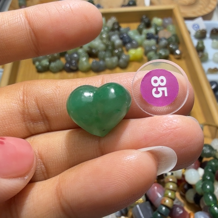 和田玉未镶嵌珠宝奇石