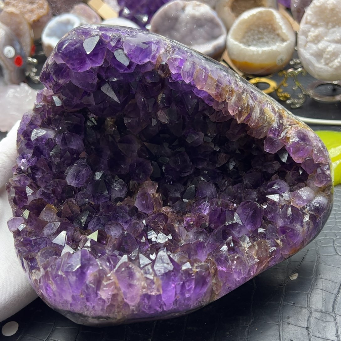 未镶嵌水晶珠宝半成品妖紫大牙紫黄晶钱袋子有补