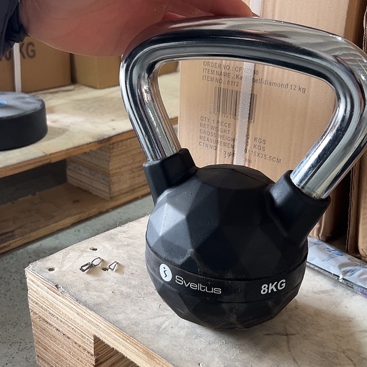 全新黑色壶铃8公斤一只