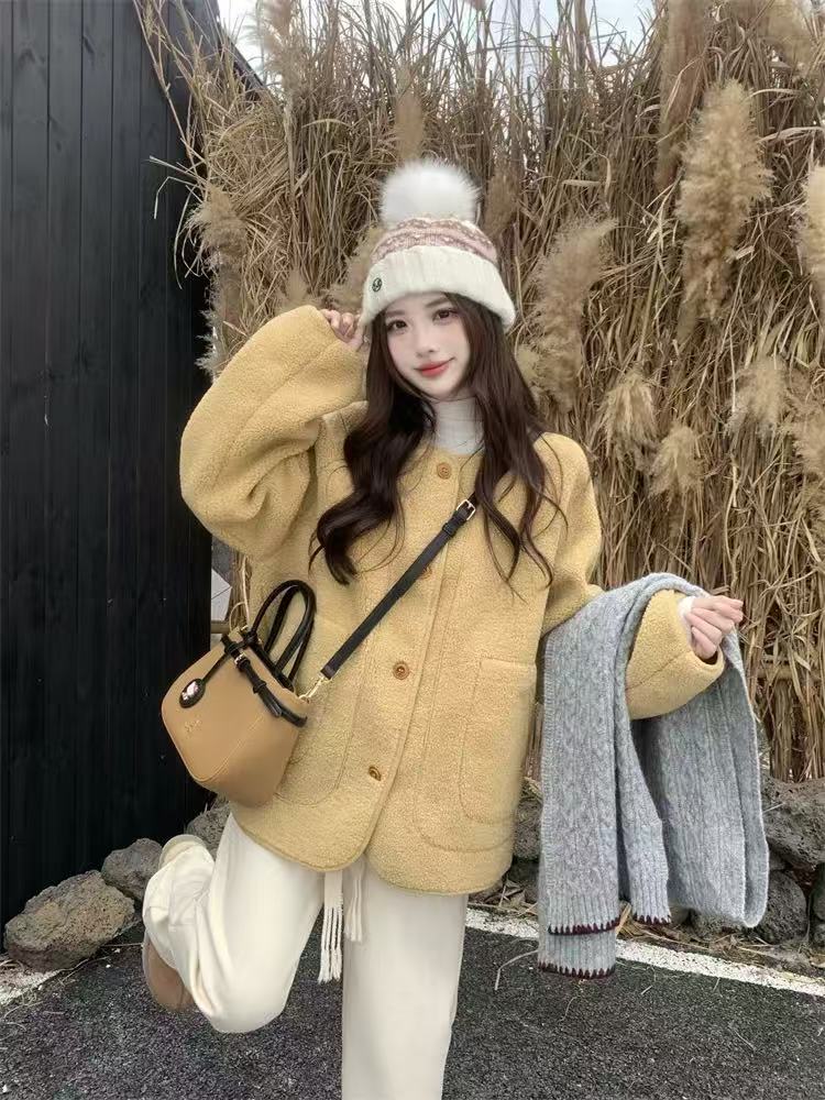 秋冬氛围感慵懒风大码显瘦外套纯色简约百搭宽松羊羔绒棉服