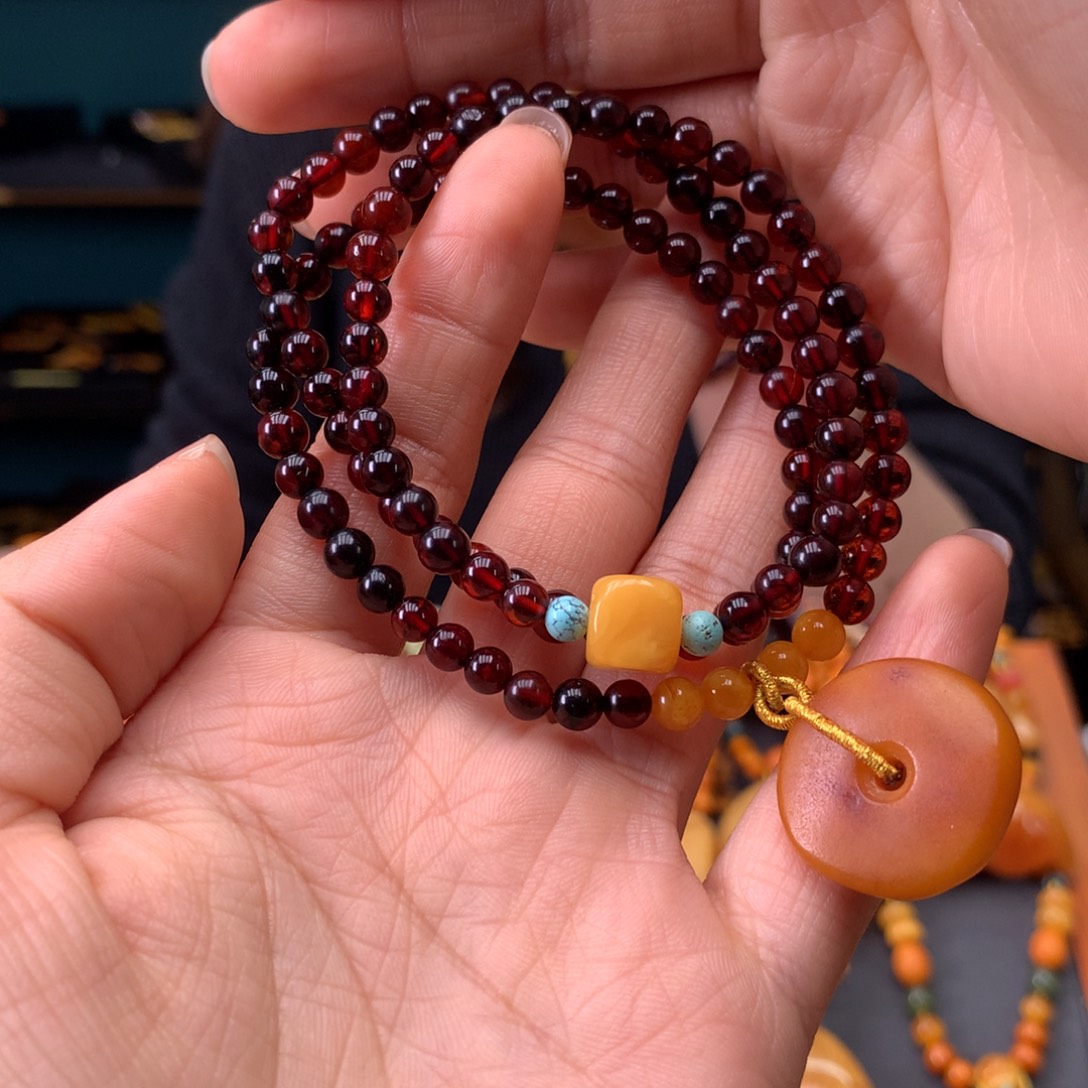 琥珀未镶嵌手串微瑕