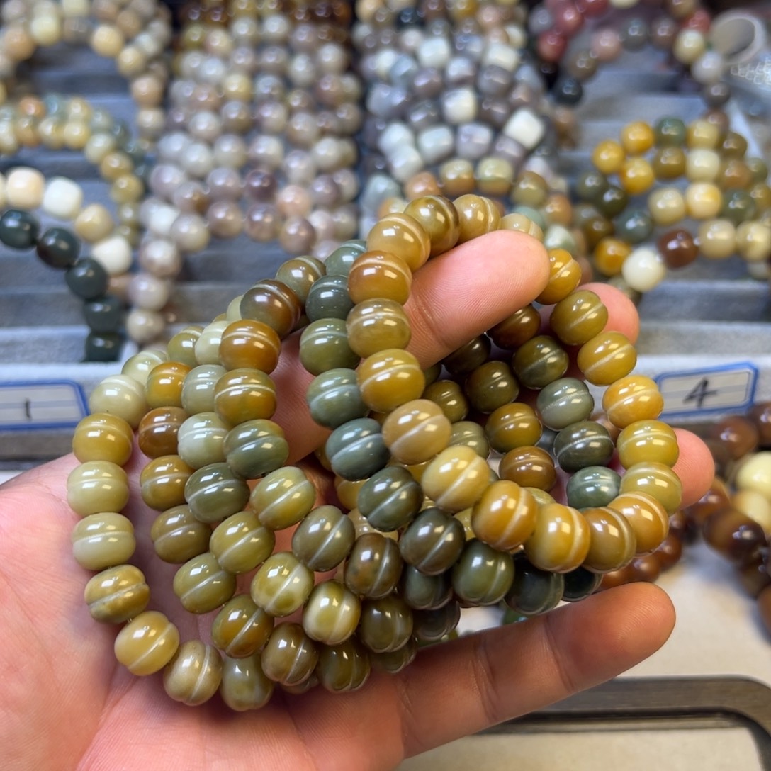 手串菩提根/象牙果花皮汉堡珠  卡12.5