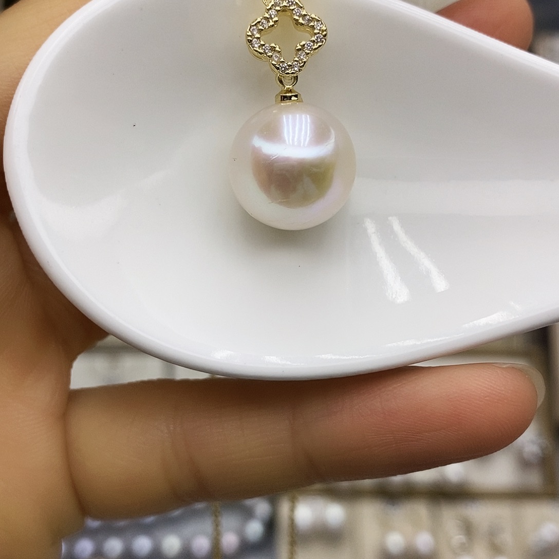 淡水珍珠颈饰合金
