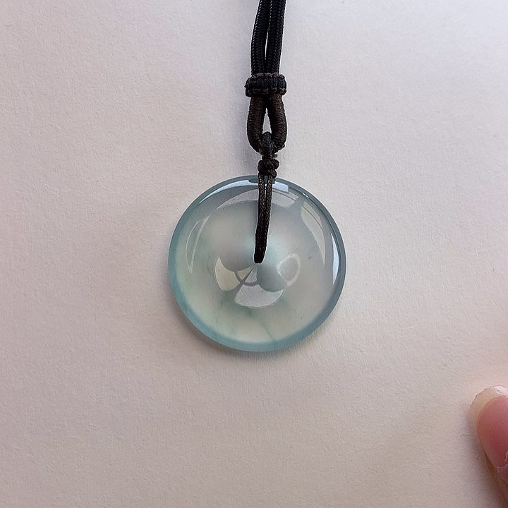 颈饰未镶嵌翡翠冰蓝水平安扣