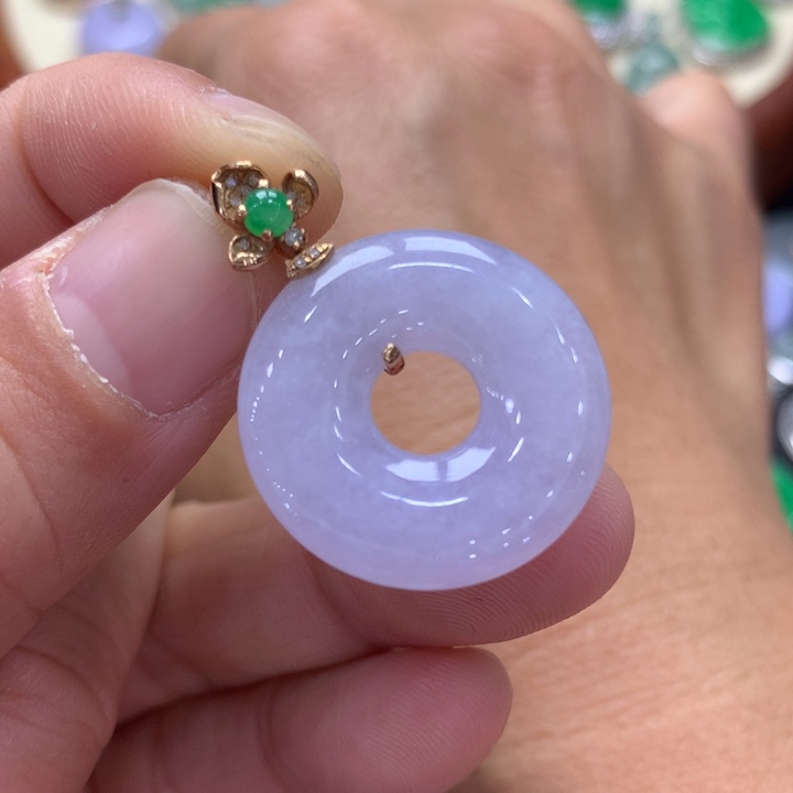 翡翠吊坠(不含链)18K金镶嵌