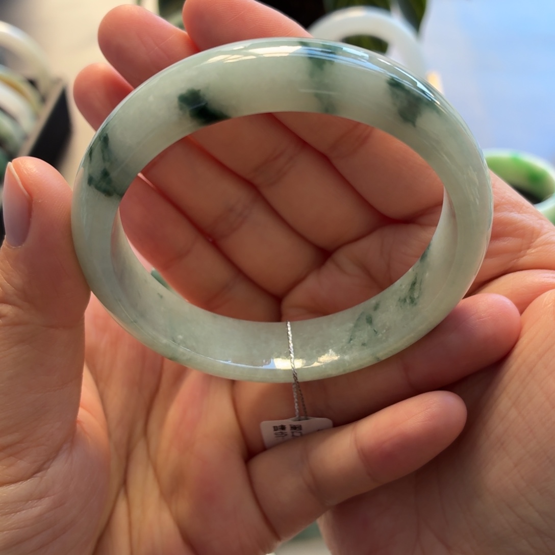 翡翠未镶嵌手镯天然