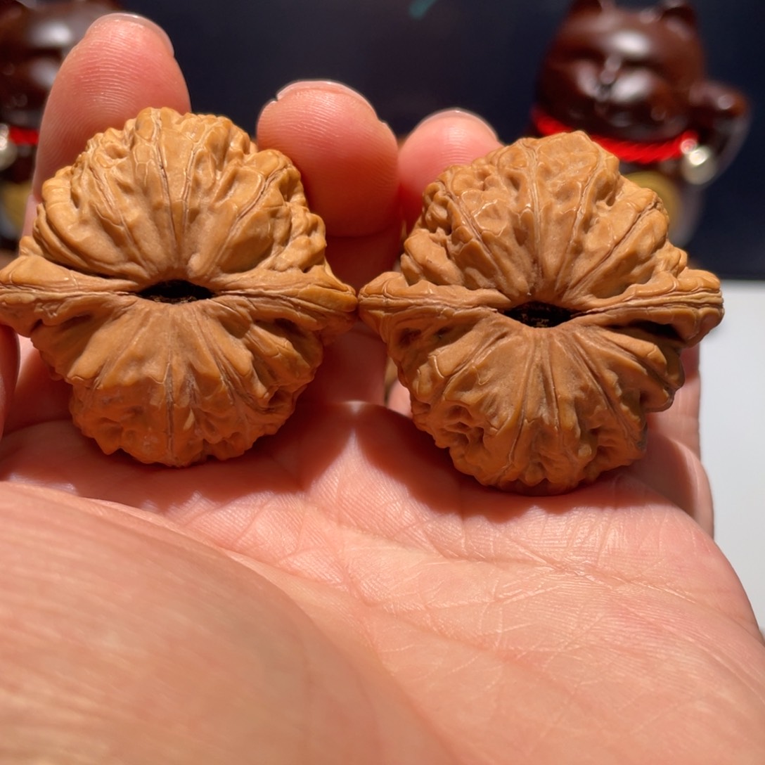 文玩核桃把件尝***?平谷元宝40全品