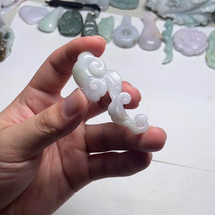 颈饰未镶嵌翡翠如意13