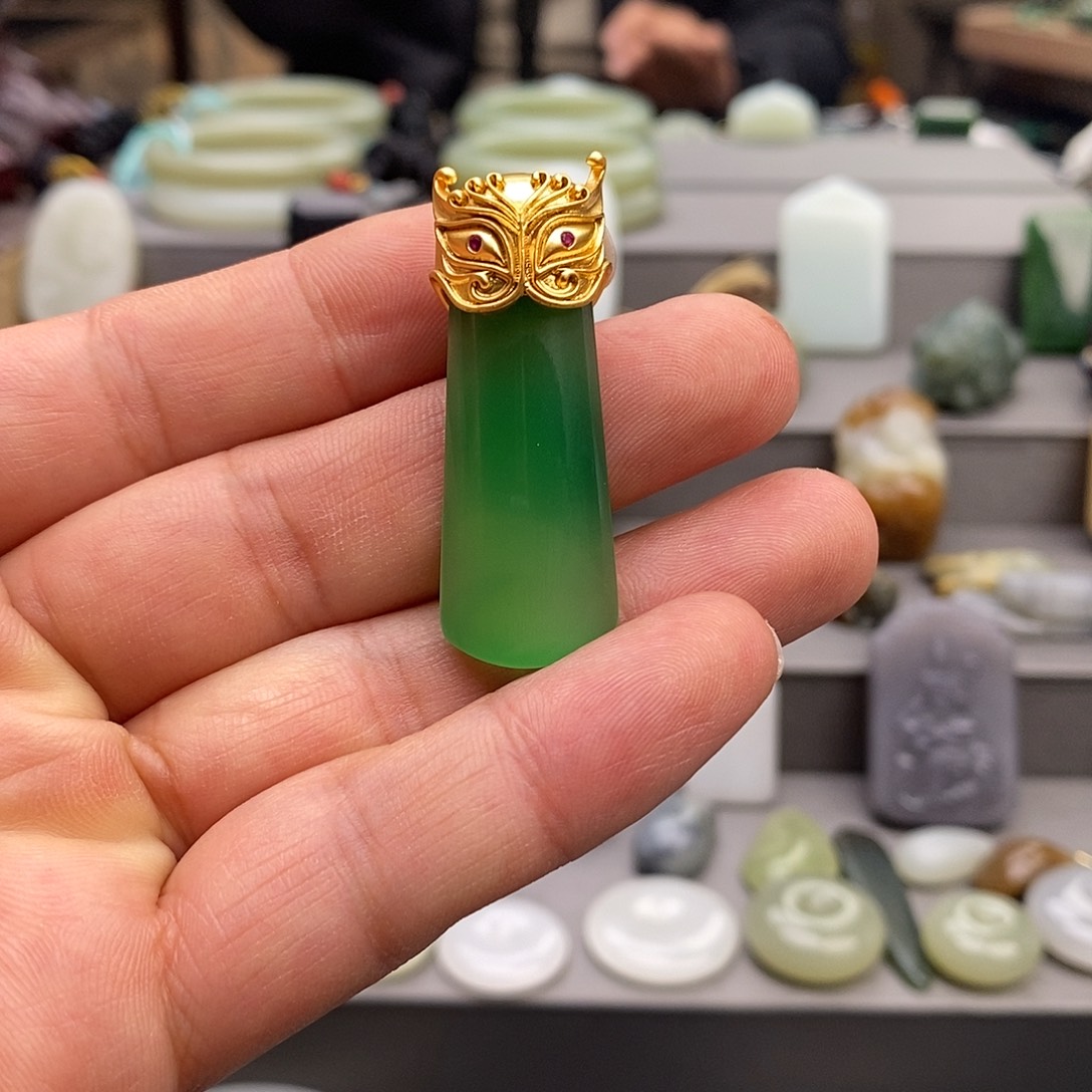 玛瑙/玉髓合金颈饰