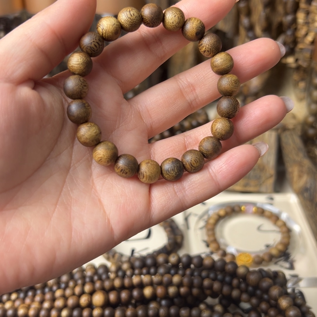 沉香沉香碎屑卡9多圈5克加