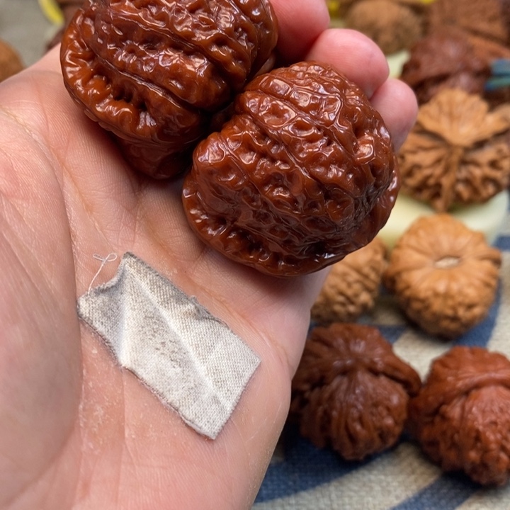 文玩核桃把件6*6核桃