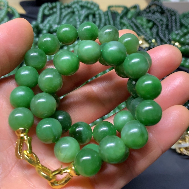 和田玉（碧玉）未镶嵌项链11.9mm