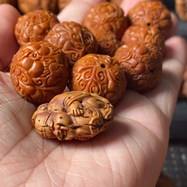 艾***家文玩核桃把件葫芦