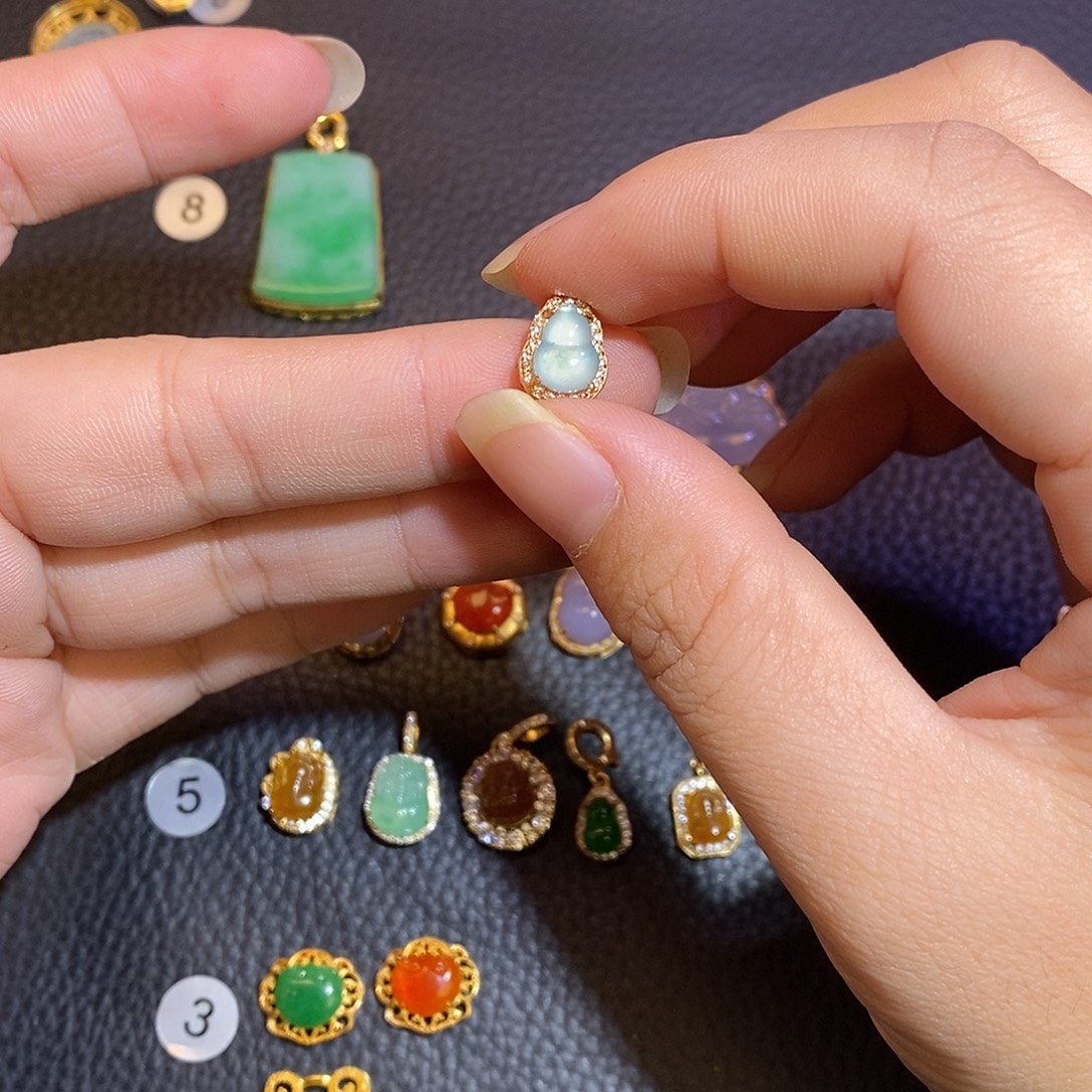 翡翠银S925镶嵌颈饰