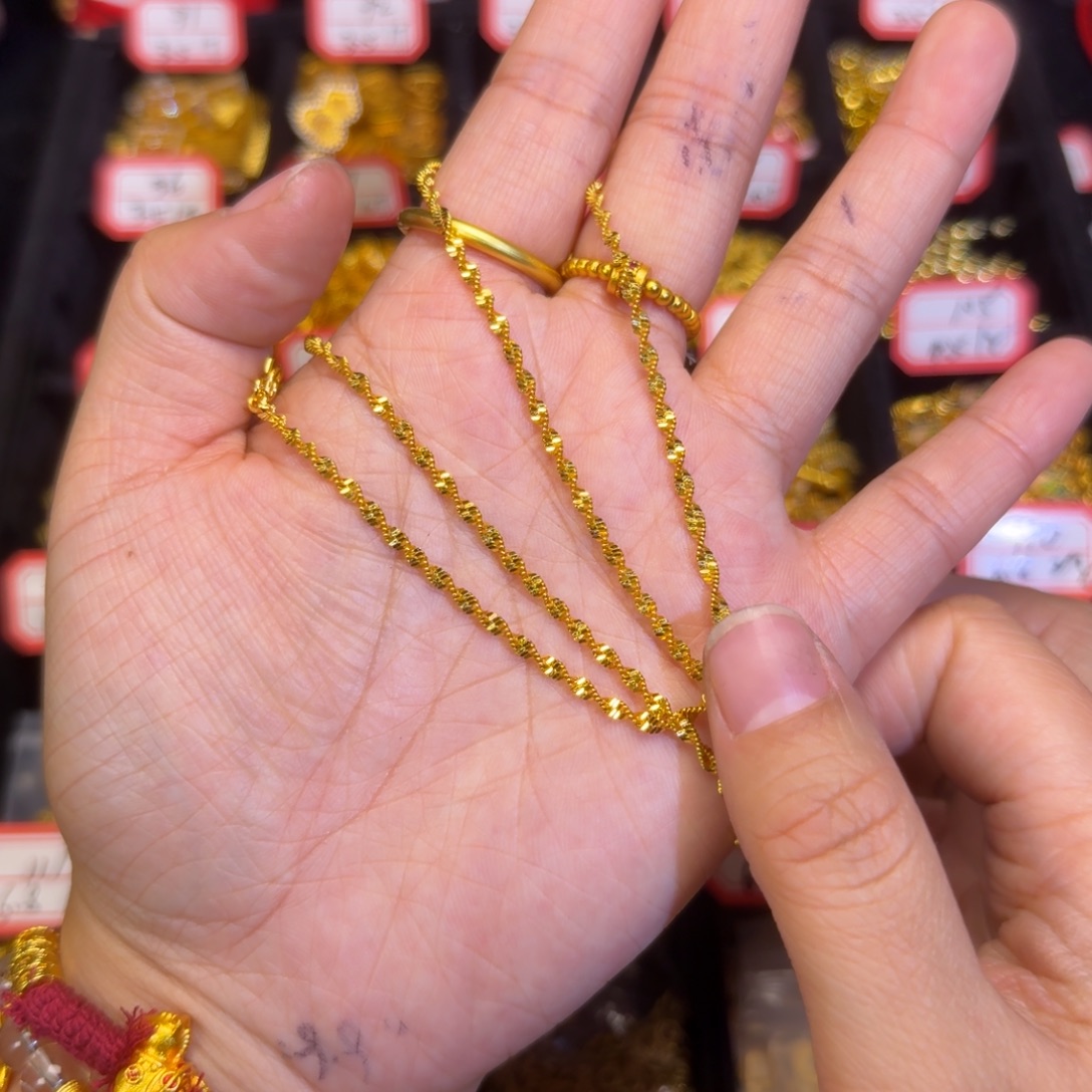 铜合金水波纹项链1条