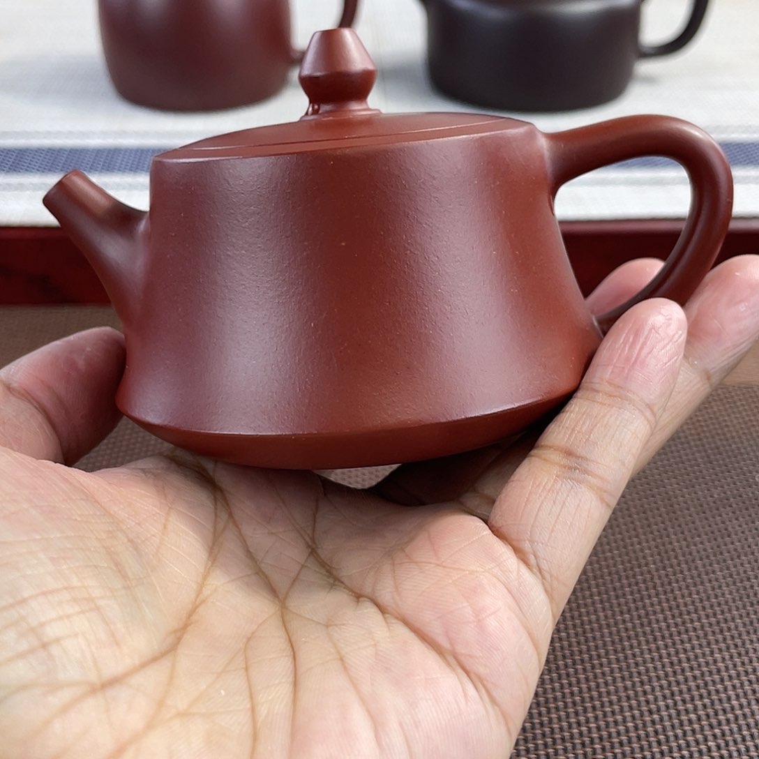 朱泥壶原矿朱泥柱础器型