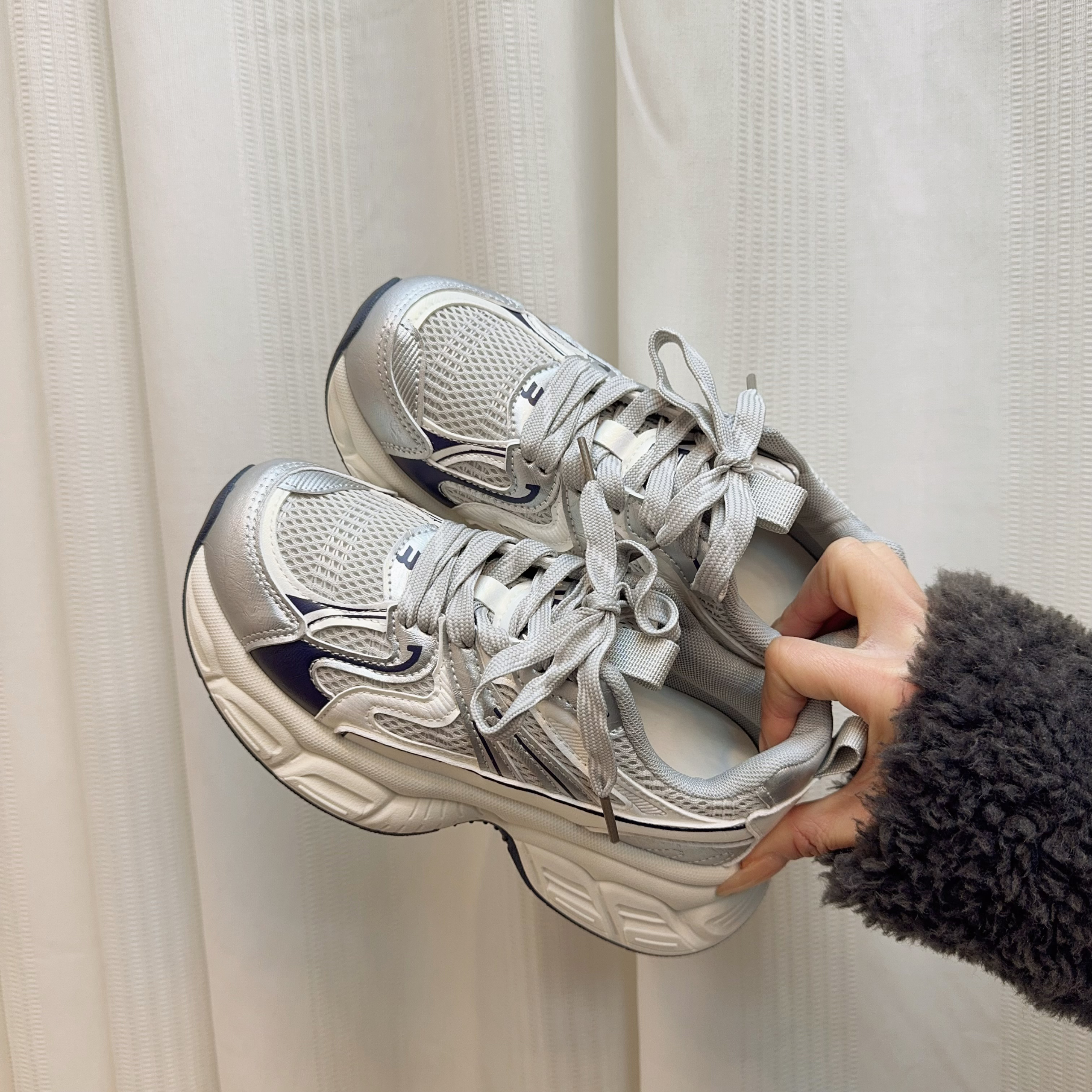 【25春系列】新款休闲真皮厚底老爹鞋女透气增高网面炸街6CM运动鞋