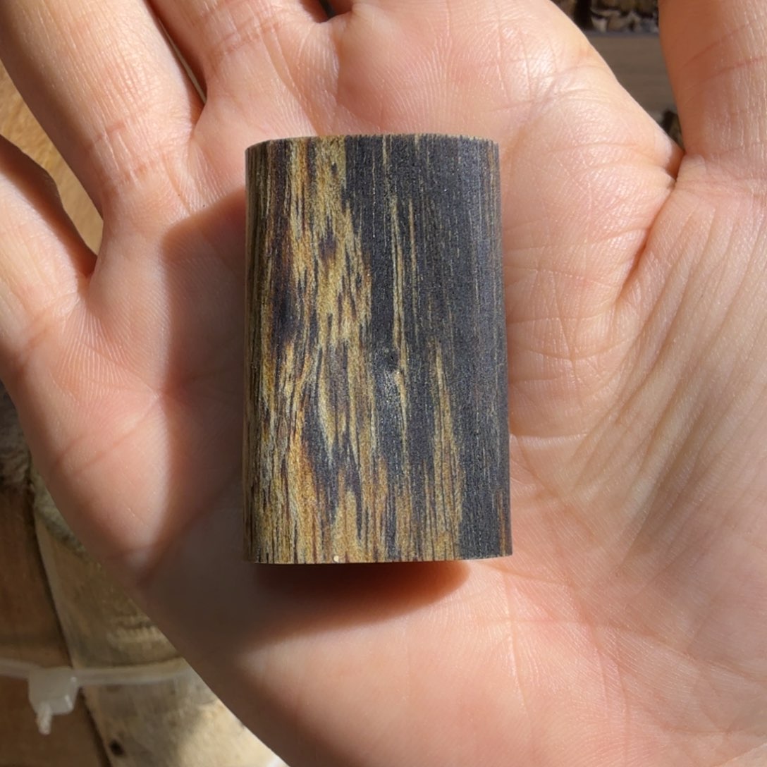 吊坠沉香绿棋楠吊坠素牌6.1克